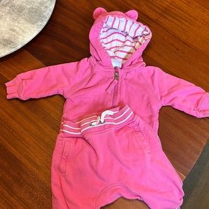 Like new Hanna Anderson sweatsuit!